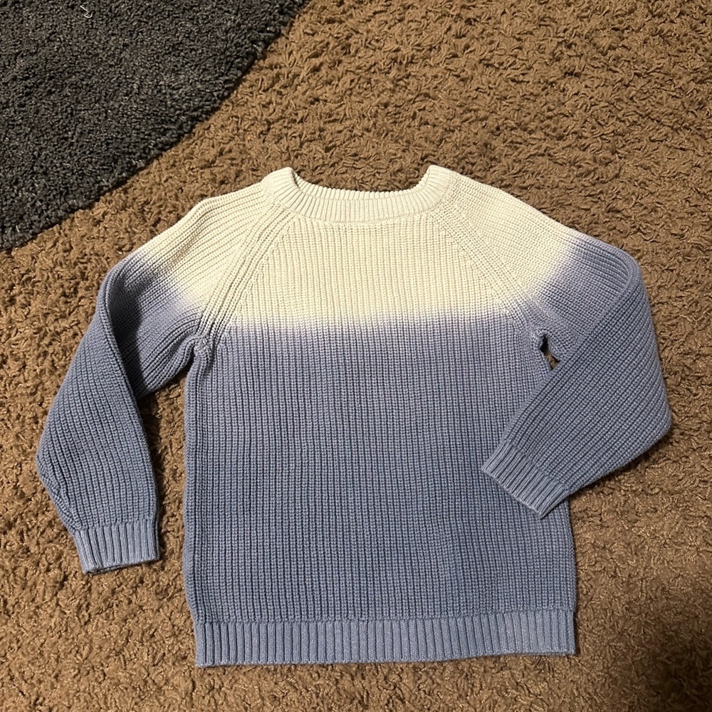 Zara Ombre Blue and Cream Sweater